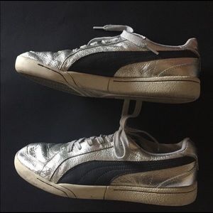 COPY - Puma silver leather
